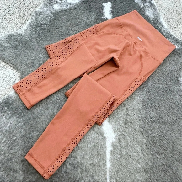 Aerie 7/8 Laser Cut Rust Leggings - Picture 8 of 15